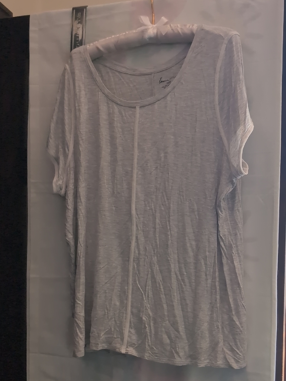 Lane Bryant Light Gray Short Sleeve Scoop Neck Tee